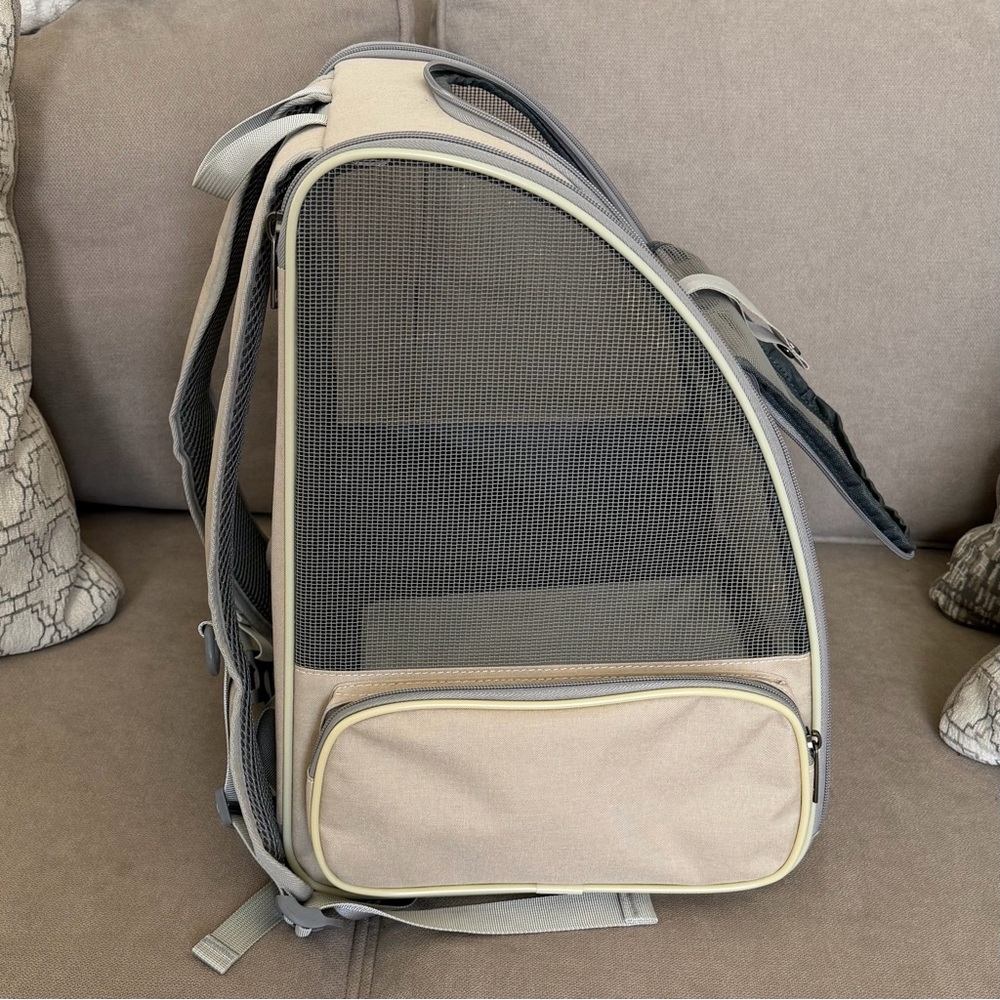 Pet Backpack Carrier Ventilated, Safety Straps, Buckle Support Collapsible - Picture 7 of 10